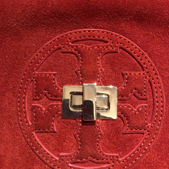 COPY - Red leather and suede Tory Burch clip twist bag. - Picture 3 of 6